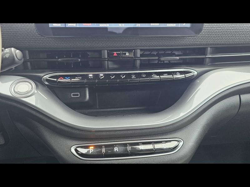 Used FIAT 500C e 118ch La Prima MY23 2023 Blanc € 23890 in Saint-Dié-des-Vosges