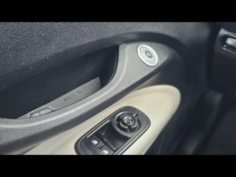 Used FIAT 500C e 118ch La Prima MY23 2023 Blanc € 23890 in Saint-Dié-des-Vosges