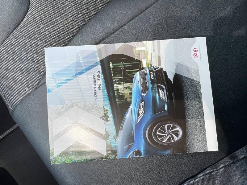 Used KIA Niro 1.6 GDi 105ch ISG + électrique 43.5ch Design DCT6 2018 Bleu € 14490 in Saint-Dié-des-Vosges