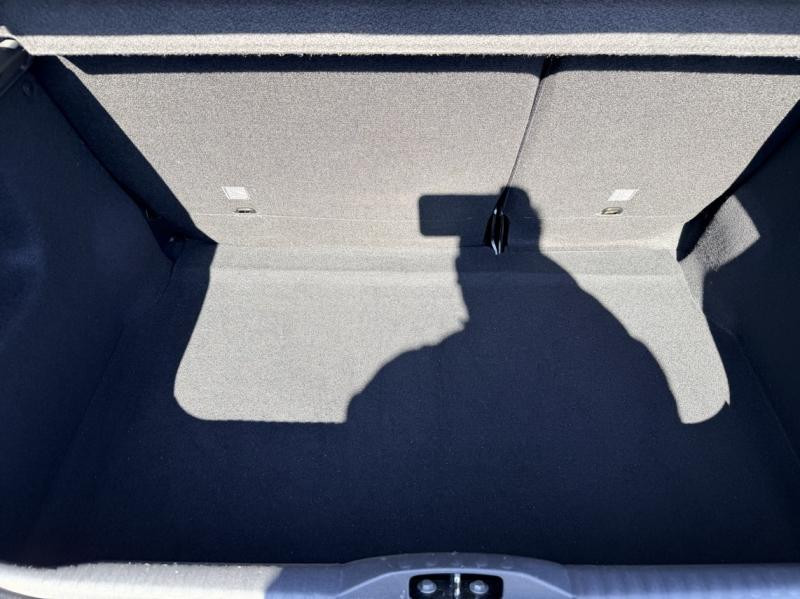 Used CITROEN C3 1.2 PureTech 83ch S&S Feel Pack 2022 Gris Acier (M) - Noir Onyx € 10790 in Saint-Dié-des-Vosges