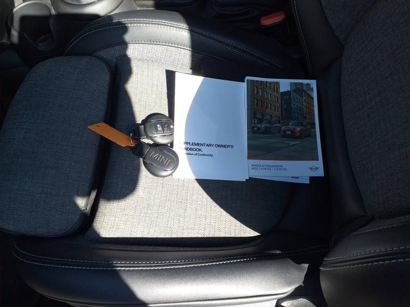 Occasion MINI Mini One 102ch Edition Greenwich BVA7 109g 2021 Starlight Blue 20900 € à Saint-Dié-des-Vosges