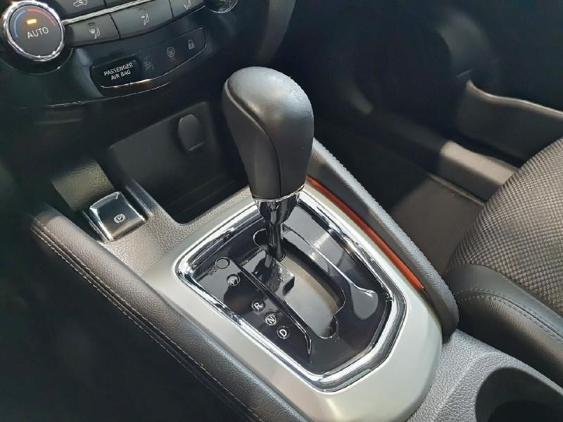 Occasion NISSAN Qashqai 1.6 dCi 130ch Tekna Xtronic 2016 Blanc Lunaire 17490 € à METZ
