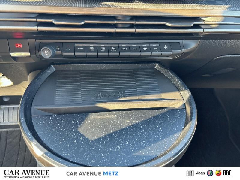 Used LANCIA Ypsilon 1.2 Ibrida 100ch LX eDCT6 2025 Vert Giada Métallisé/Toit noir € 28700 in Metz