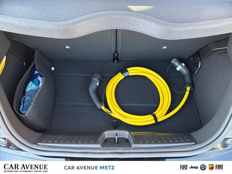 Used FIAT 500 e 118ch Pack Confort & Style MY24 2024 Onyx Black pastel € 31450 in Metz
