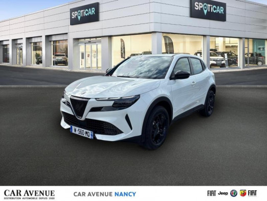 Occasion ALFA ROMEO Junior 1.2 Ibrida 136ch DCT6 2025 Blanc 27 990 € à Metz