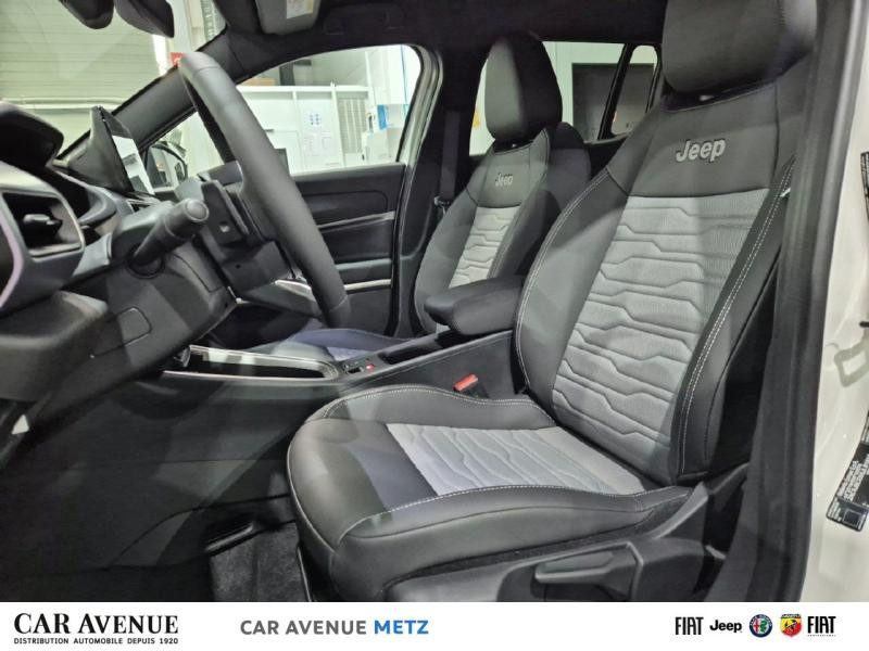 Occasion JEEP Avenger 1.2 Turbo T3 145ch MHEV Overland BVR6 4xe 2025 Snow + toit Volcano 34990 € à Metz