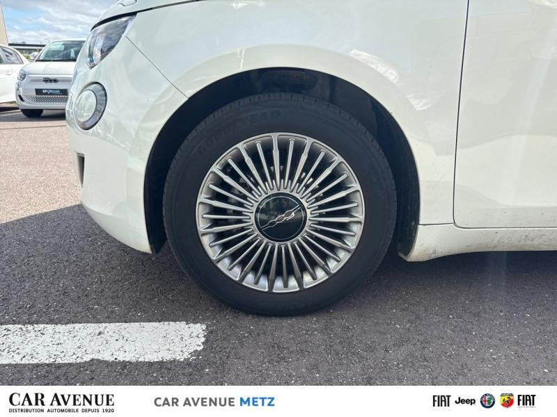 Occasion FIAT 500 3+1 e 95ch Icône 2023 Blanc 16987 € à Metz