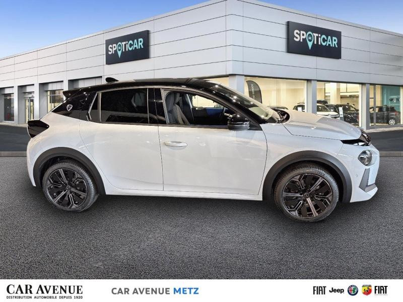 Used LANCIA Ypsilon Elettrica 156ch 54kWh HF Line 2025 Blanc Quarzo Métallisé/Toit noir € 35809 in Metz