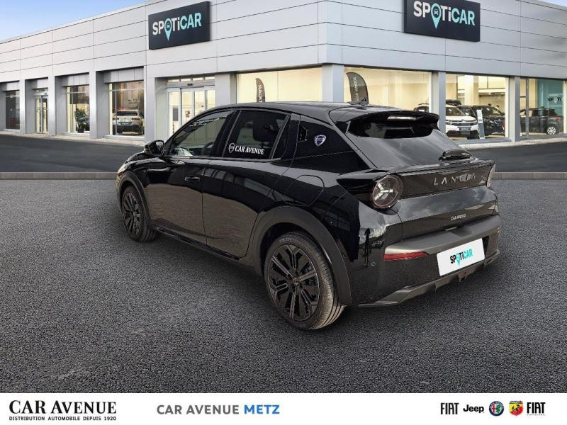 Occasion LANCIA Ypsilon 1.2 Ibrida 110ch HF Line eDCT6 2025 Noir Ardesia Métallisé 27950 € à Metz