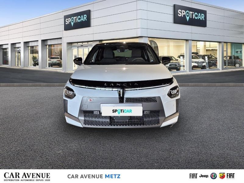 Used LANCIA Ypsilon Elettrica 156ch 54kWh HF Line 2025 Blanc Quarzo Métallisé/Toit noir € 35809 in Metz