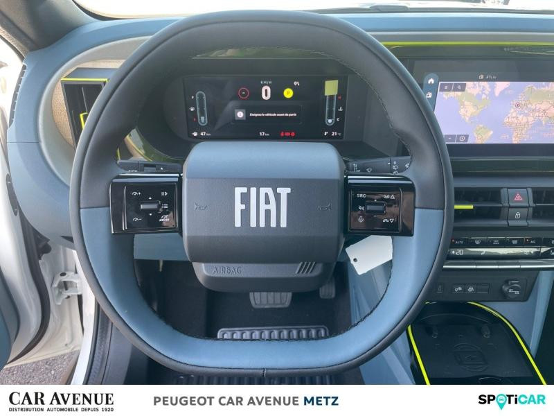 Occasion FIAT Grande Panda 1.2 Hybrid Turbo 110ch La Prima eDCT6 2025 Blanc Gelato 22950 € à Metz