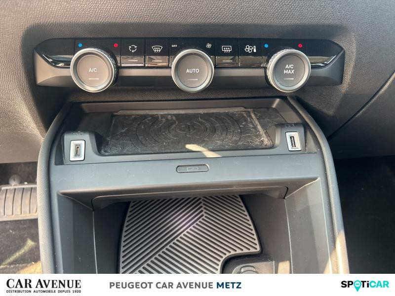 Used CITROEN C4 PureTech 130ch S&S Shine EAT8 2021 Blanc Banquise (O) € 16690 in Metz