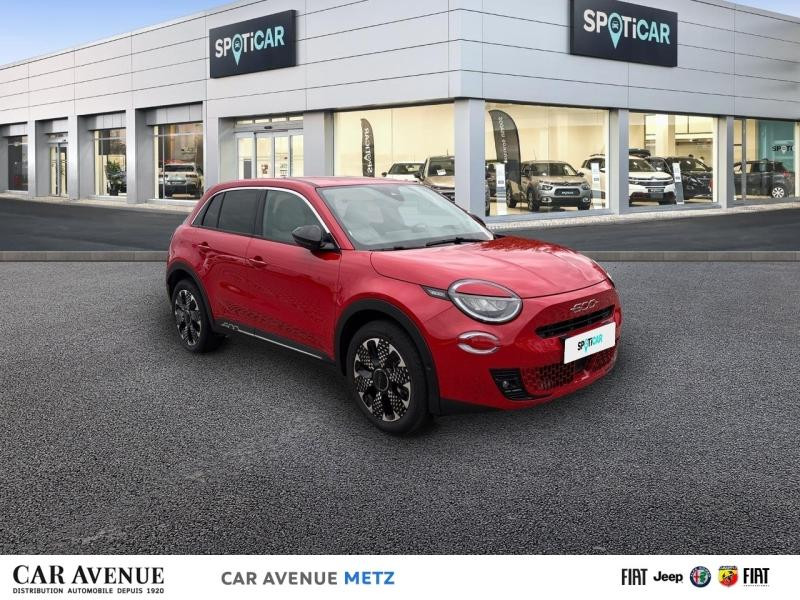 Occasion FIAT 600 1.2 Hybrid 100ch La Prima DCT6 2024 Red by (RED) 23690 € à Metz