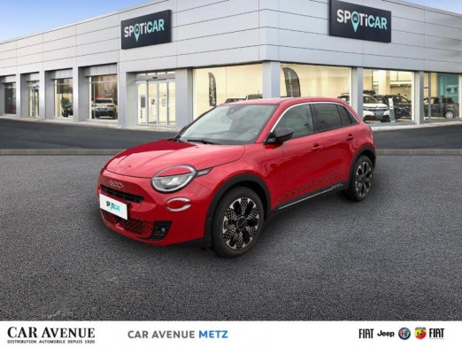 Occasion FIAT 600 1.2 Hybrid 100ch La Prima DCT6 2024 Red by (RED) 23 690 € à Metz