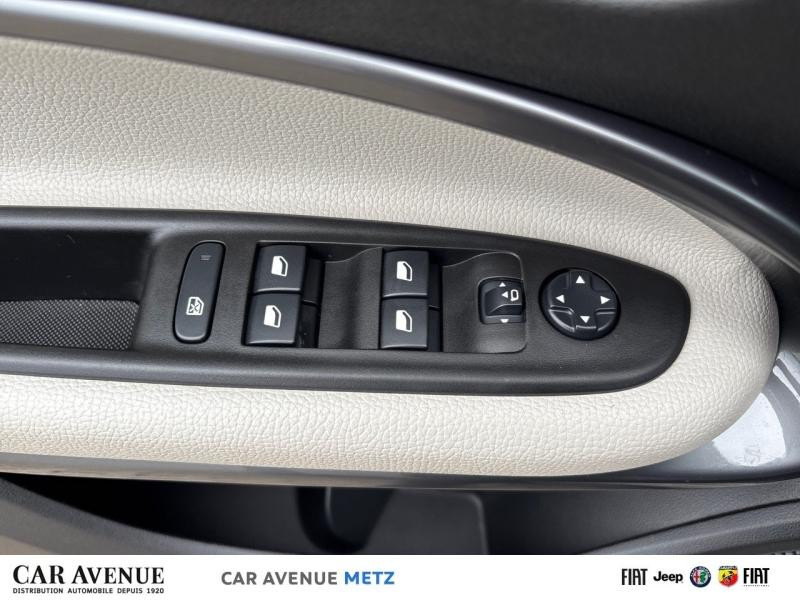 Occasion FIAT 600 1.2 Hybrid 100ch La Prima DCT6 2024 Sable Earth métallisé 23490 € à Metz