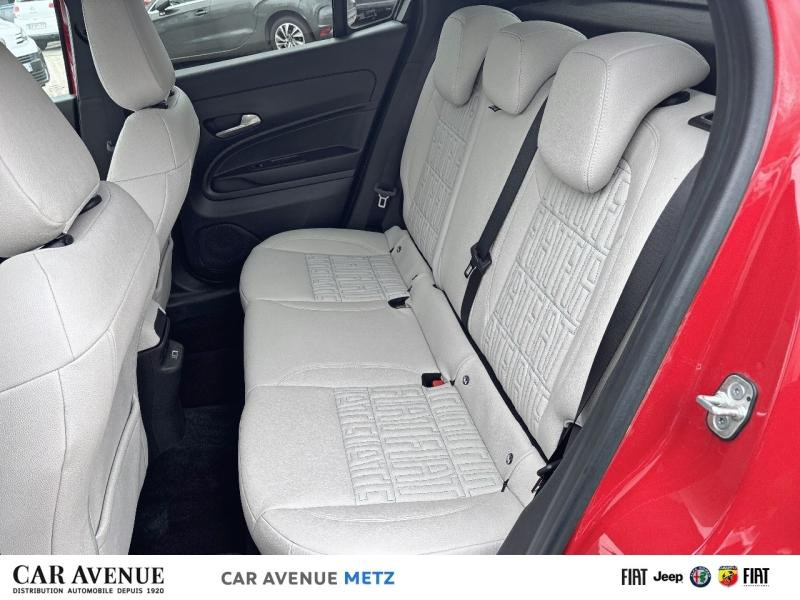 Occasion FIAT 600 1.2 Hybrid 100ch La Prima DCT6 2024 Red by (RED) 23690 € à Metz