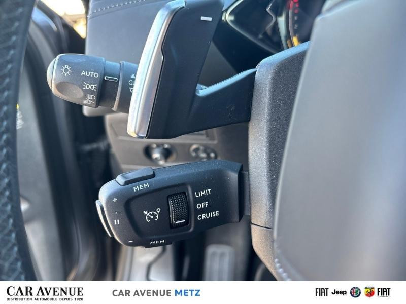 Occasion DS DS 3 Crossback BlueHDi 130ch Grand Chic Automatique 98g 2020 Gris Platinium - Toit Noir Perla Nera 17790 € à Metz