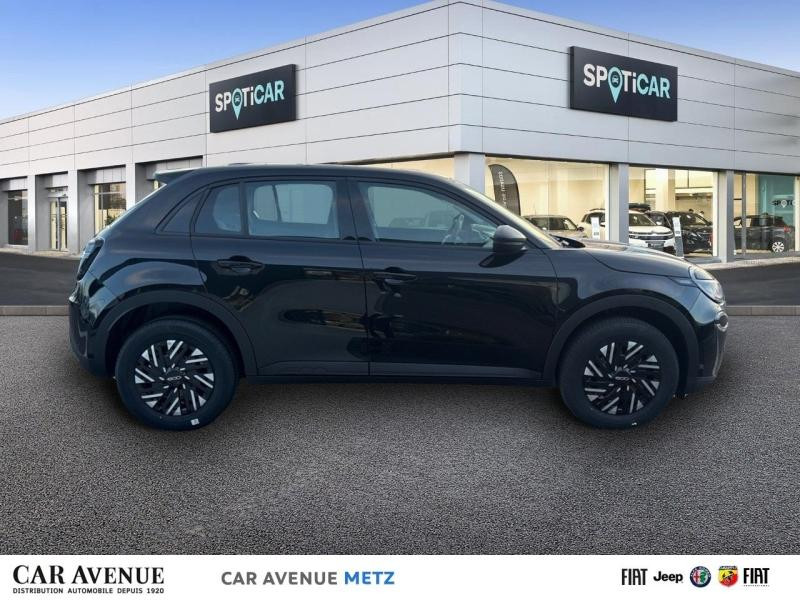 Occasion FIAT 600 1.2 Hybrid Turbo 110ch Pop DCT6 Step 2 2025 Onyx Black 25960 € à Metz