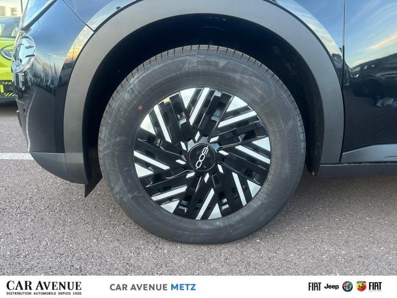 Occasion FIAT 600 1.2 Hybrid Turbo 110ch Pop DCT6 Step 2 2025 Onyx Black 25960 € à Metz