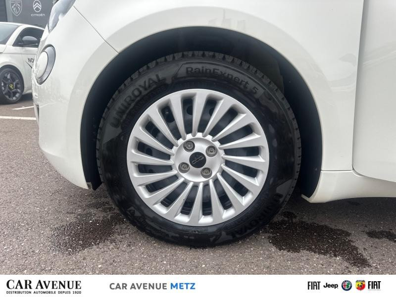 Occasion FIAT 500 e 95ch Action 2022 Blanc 12690 € à Metz