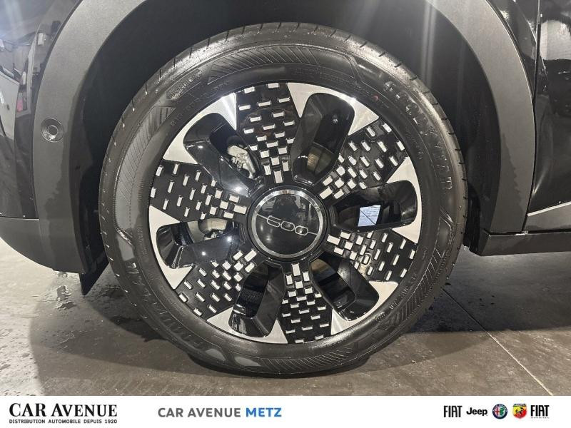 Occasion FIAT 600 1.2 Hybrid Turbo 145ch La Prima DCT6 Step 2 2025 Onyx Black 30990 € à Metz