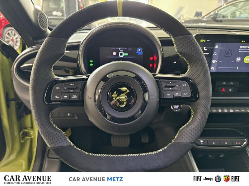 Occasion ABARTH 600 e 240ch 54kWh Turismo 2025 Vert Acide 34790 € à Metz