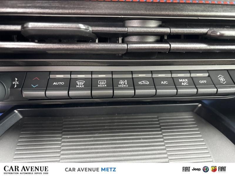 Occasion LANCIA Ypsilon 1.2 Ibrida 110ch HF Line eDCT6 2025 Noir Ardesia Métallisé 27950 € à Metz