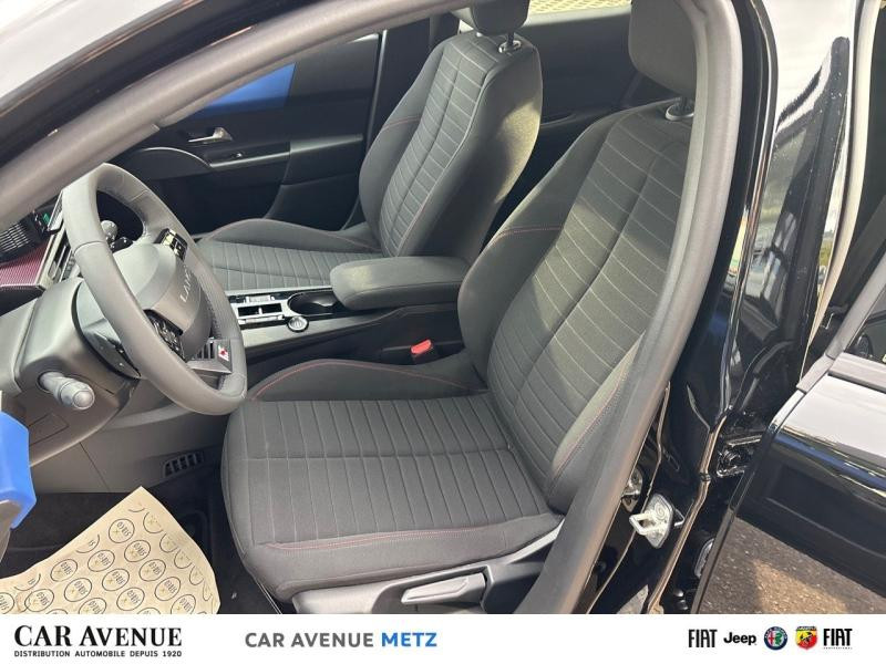 Occasion LANCIA Ypsilon 1.2 Ibrida 110ch HF Line eDCT6 2025 Noir Ardesia Métallisé 27950 € à Metz