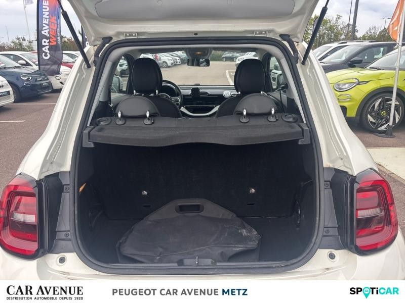 Occasion FIAT 500 e 95ch Action Eligible Remise ECO- 4000€ 2022 Blanc 10590 € à Metz