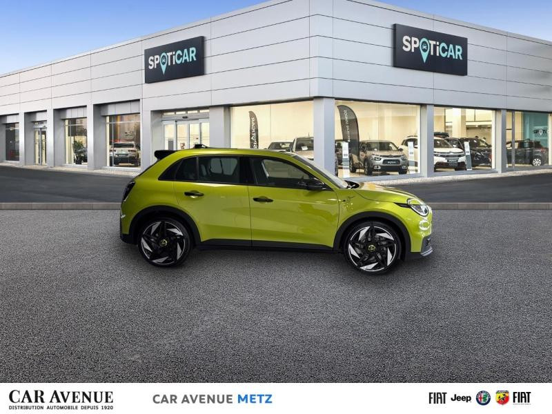 Used ABARTH 600 e 240ch 54kWh Turismo 2025 Vert Acide € 33390 in Metz