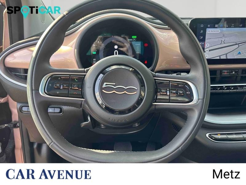 Used FIAT 500 e 118ch MY23 2023 Rose Gold métal € 17290 in Metz