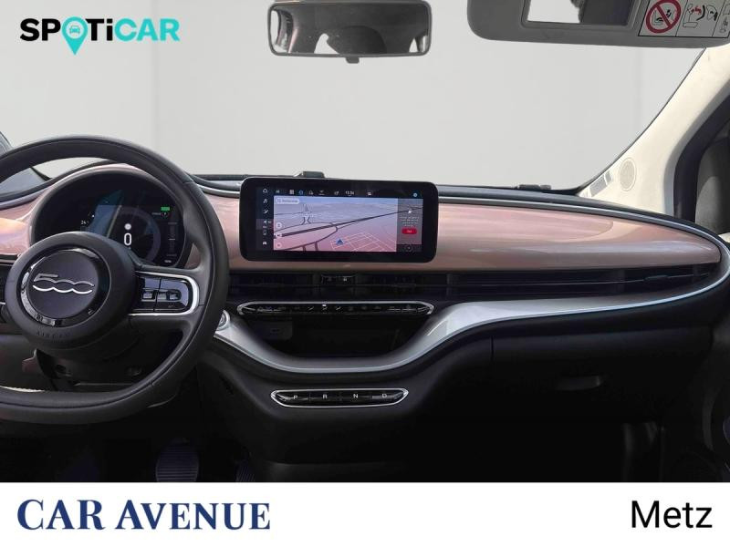 Used FIAT 500 e 118ch MY23 2023 Rose Gold métal € 17290 in Metz