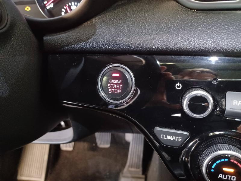 Occasion KIA Sportage 1.7 CRDi 115 ISG Premium 4x2 Gps Camera de Recul Clim Auto Garantie 12 mois 2016 Noir Basalte 16490 € à THIONVILLE