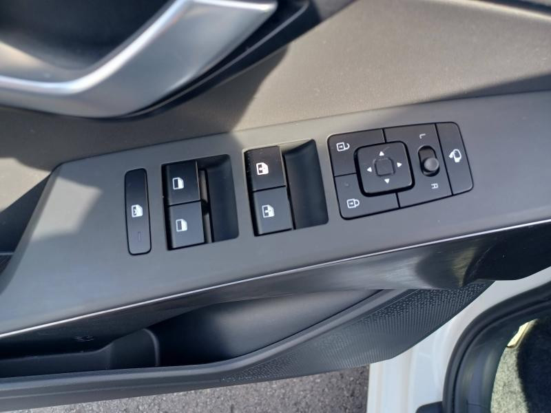 Occasion KIA Niro 1.6 GDi 183ch PHEV Premium DCT6 garantie 12-2029 2022 Blanc 27990 € à Thionville