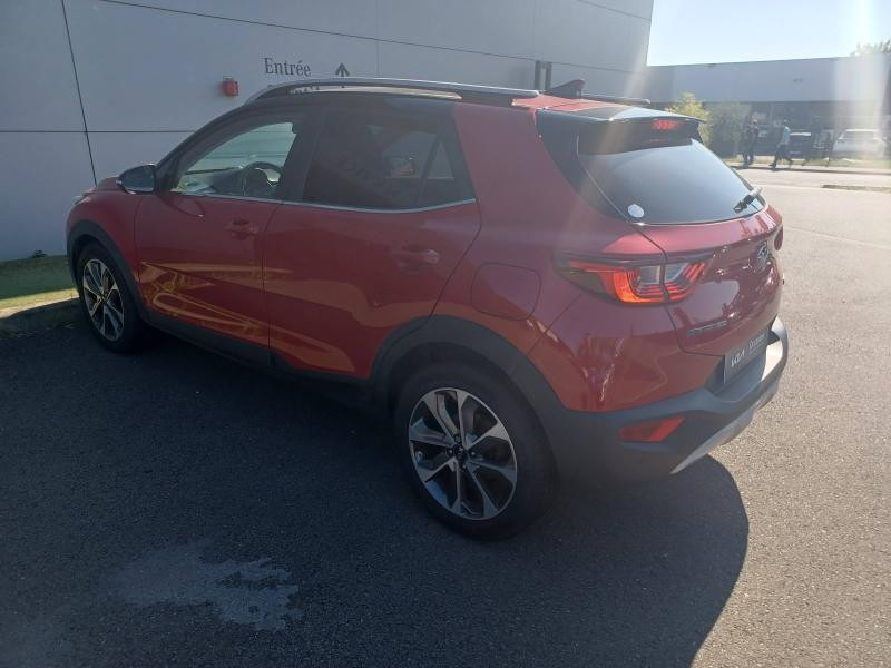 Used KIA Stonic 1.0 T-GDi 100ch MHEV Launch Edition iBVM6 2021 Rouge Grenadine métallisé / Toit Noir € 15990 in Thionville