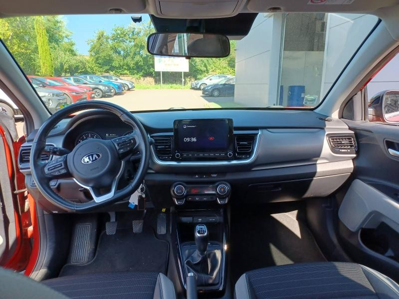 Used KIA Stonic 1.0 T-GDi 100ch MHEV Launch Edition iBVM6 2021 Rouge Grenadine métallisé / Toit Noir € 15990 in Thionville