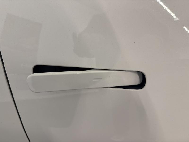 Occasion KIA EV3 204ch 81,4kWh Earth 2025 Blanc 38490 € à Thionville