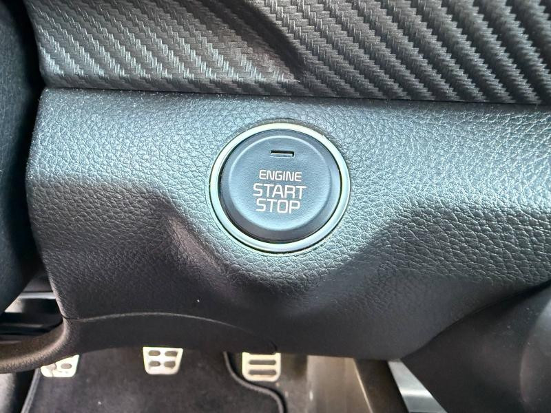 Used KIA Stonic 1.0 T-GDi 120ch MHEV GT Line iBVM6 garantie 10-2029 2022 Blanc € 18490 in Thionville