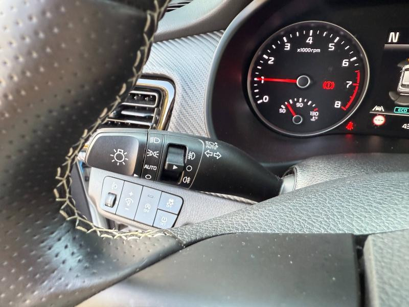 Used KIA Stonic 1.0 T-GDi 120ch MHEV GT Line iBVM6 garantie 10-2029 2022 Blanc € 18490 in Thionville