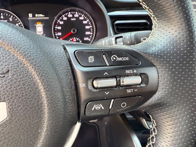 Used KIA Stonic 1.0 T-GDi 120ch MHEV GT Line iBVM6 garantie 10-2029 2022 Blanc € 18490 in Thionville