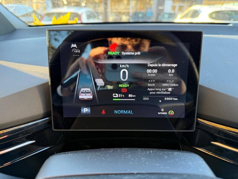 Used MG MOTOR MG4 EV 170ch - 51kWh MY23 GARANTIE 10-2030 2023 Blanc € 16990 in Thionville