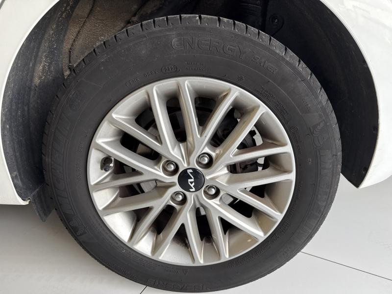 Used KIA Rio 1.0 T-GDI 100ch Active GARANTIE 12 MOIS 2023 Blanc € 15990 in Thionville