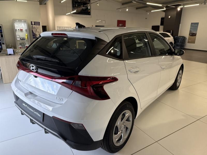 Used HYUNDAI i20 1.2 79ch Initia GARANTIE 11-2030 2025 Atlas White € 16790 in Thionville