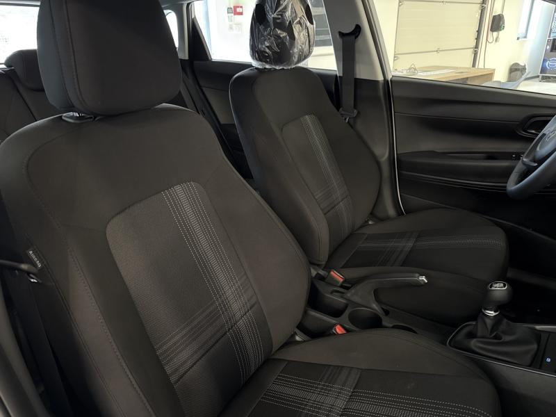 Used HYUNDAI i20 1.2 79ch Initia GARANTIE 11-2030 2025 Atlas White € 16790 in Thionville