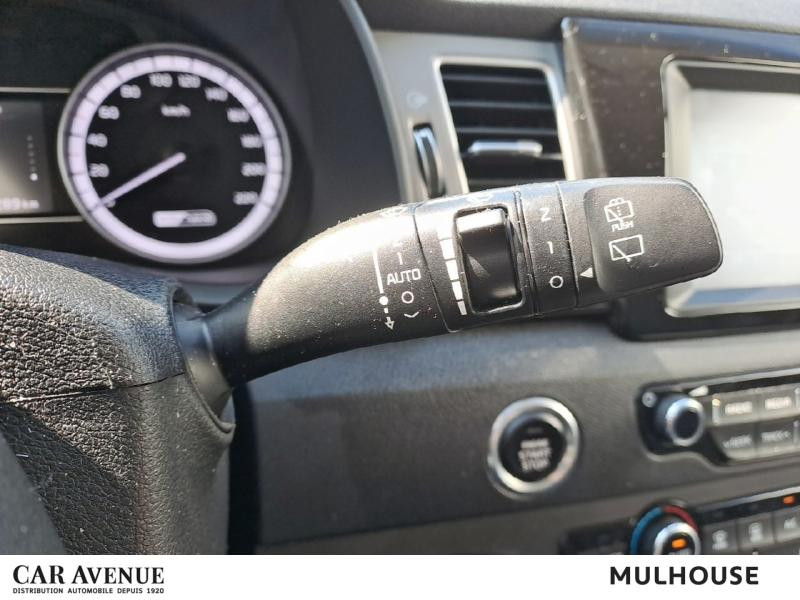 Used KIA Niro 1.6 GDi 141 Design DCT6 GARANTIE 12 MOIS 2019 Snow white pearl € 17890 in Thionville