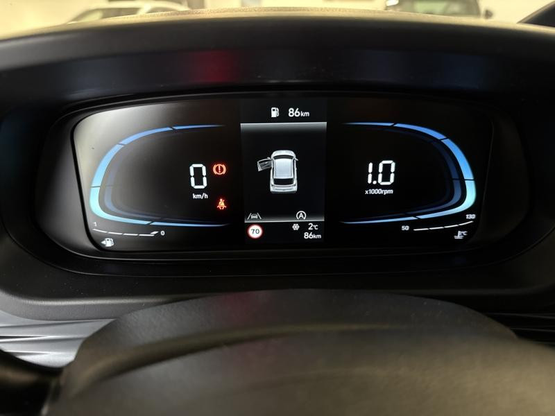 Used HYUNDAI i20 1.2 79ch Initia GARANTIE 11-2030 2025 Atlas White € 16790 in Thionville