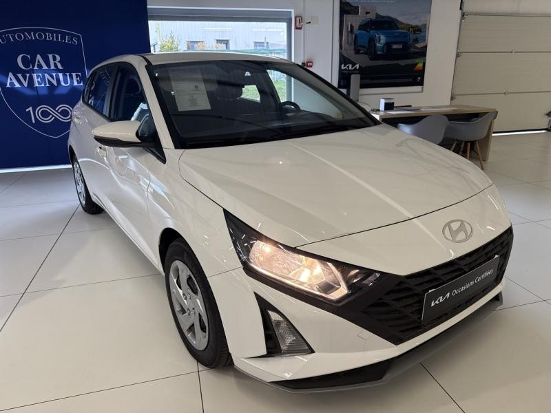 Used HYUNDAI i20 1.2 79ch Initia GARANTIE 11-2030 2025 Atlas White € 16790 in Thionville