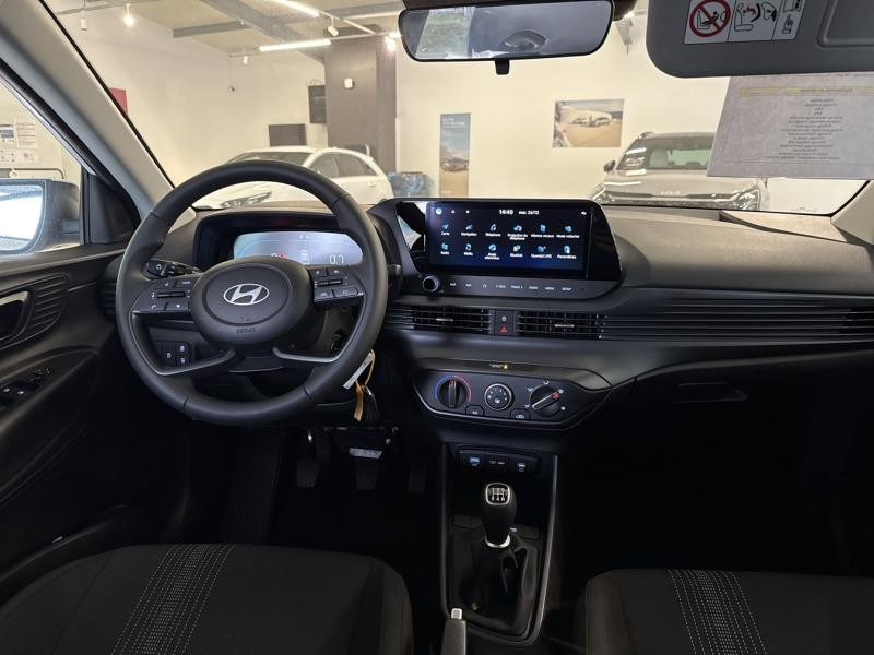 Used HYUNDAI i20 1.2 79ch Initia GARANTIE 11-2030 2025 Atlas White € 16790 in Thionville