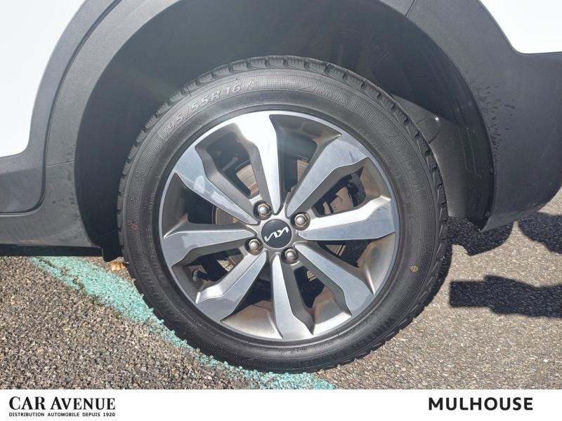 Used KIA Stonic 1.0 T-GDi 100ch Active DCT7 GARANTIE 12 MOIS 2023 Blanc € 15990 in Thionville