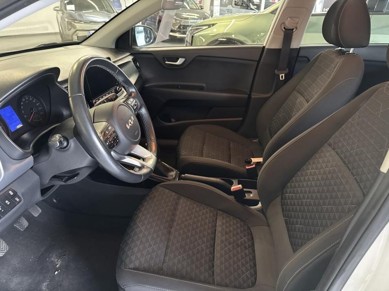 Used KIA Rio 1.0 T-GDI 100ch Active GARANTIE 12 MOIS 2023 Blanc € 15990 in Thionville